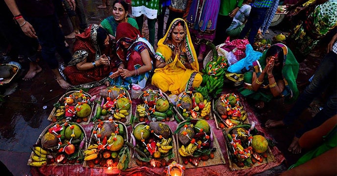 *কিন্তু ইচ্ছা হলেই তো পুণ্যার্জন সম্ভব নয়। বরং নিয়ম মেনে সারুন ছট পুজো। তাতেই দেখবেন আপনার সংসার ভরে উঠবে সুখ-সমৃদ্ধিতে। ছবি: সংগৃহীত। *কিন্তু ইচ্ছা হলেই তো পুণ্যার্জন সম্ভব নয়। বরং নিয়ম মেনে সারুন ছট পুজো। তাতেই দেখবেন আপনার সংসার ভরে উঠবে সুখ-সমৃদ্ধিতে। ছবি: সংগৃহীত।