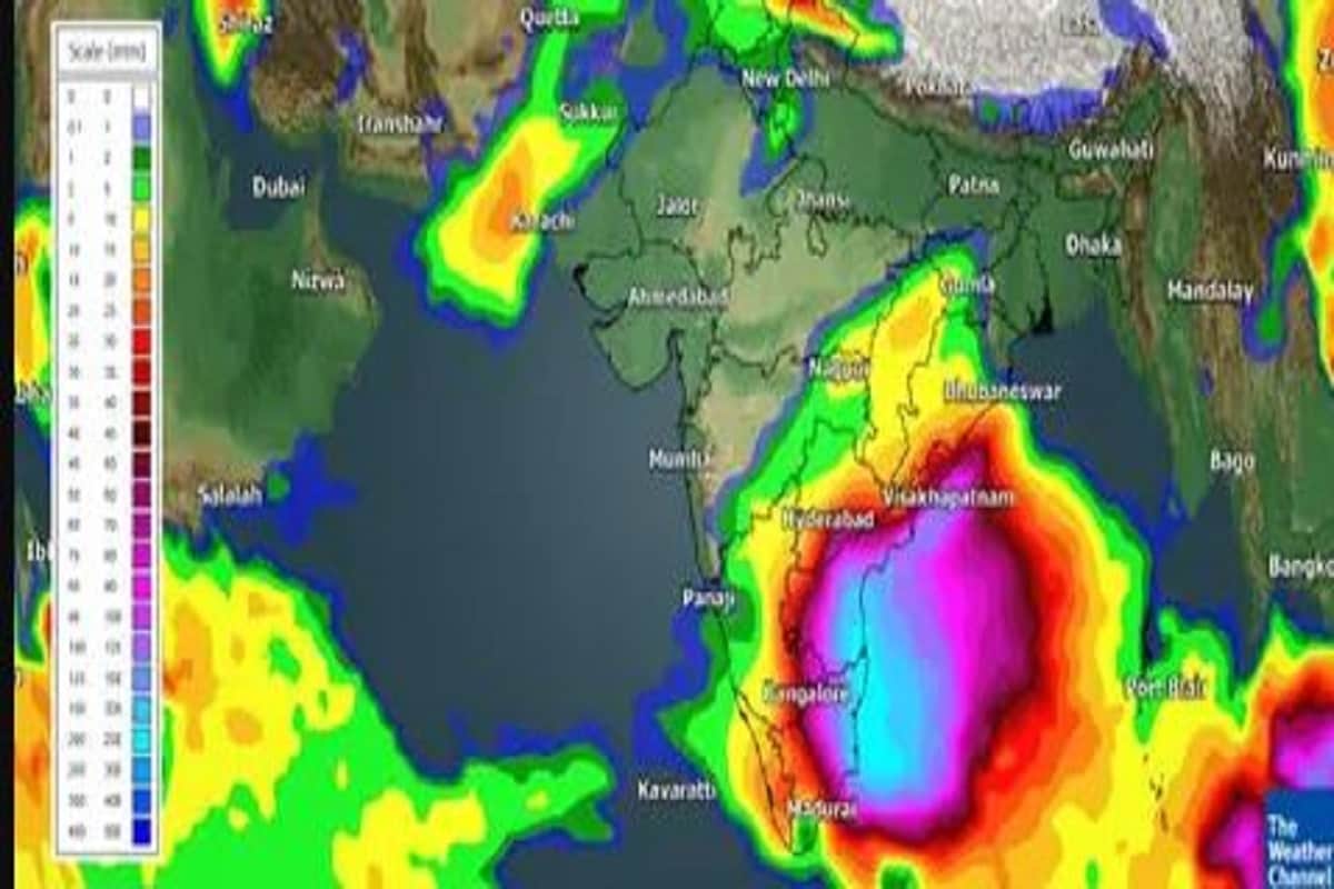 দক্ষিণ পশ্চিম বঙ্গোপসাগরের ওপরেই অবস্থান করে আরও শক্তি বৃদ্ধি করছে সাইক্লোন নিভার৷ এই মুহূর্তে তার অবস্থান অন্ধ্রপ্রদেশের দক্ষিণে৷ এর শক্তিশালী সাইক্লোনের জেরে প্রবল বৃষ্টি চেন্নাই, ভাল্লিপুরম , কুদ্দালোর ও পুদুচেরিতে৷ সমস্ত সংবাদমাধ্যম সূত্রে সতর্কতা জারি করা হয়েছে ৷ Photo- Collected দক্ষিণ পশ্চিম বঙ্গোপসাগরের ওপরেই অবস্থান করে আরও শক্তি বৃদ্ধি করছে সাইক্লোন নিভার৷ এই মুহূর্তে তার অবস্থান অন্ধ্রপ্রদেশের দক্ষিণে৷ এর শক্তিশালী সাইক্লোনের জেরে প্রবল বৃষ্টি চেন্নাই, ভাল্লিপুরম , কুদ্দালোর ও পুদুচেরিতে৷ সমস্ত সংবাদমাধ্যম সূত্রে সতর্কতা জারি করা হয়েছে ৷ Photo- Collected