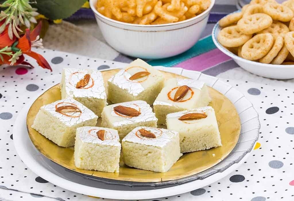 • গ্রিলড আমন্ড বরফি- লাড্ডু, ক্ষীর সব হল, তা হলে বরফি কেন বাদ দেবেন? আমন্ড বাদাম রোস্ট করে গুঁড়িয়ে নিন। এর সঙ্গে খোয়া ক্ষীর মিশিয়ে বরফি বানিয়ে নিন। চিনির পরিবর্তে মধু ব্যবহার করতে পারেন মিষ্টত্ব আনতে। ছবি:সংগৃহীত । • গ্রিলড আমন্ড বরফি- লাড্ডু, ক্ষীর সব হল, তা হলে বরফি কেন বাদ দেবেন? আমন্ড বাদাম রোস্ট করে গুঁড়িয়ে নিন। এর সঙ্গে খোয়া ক্ষীর মিশিয়ে বরফি বানিয়ে নিন। চিনির পরিবর্তে মধু ব্যবহার করতে পারেন মিষ্টত্ব আনতে। ছবি:সংগৃহীত ।