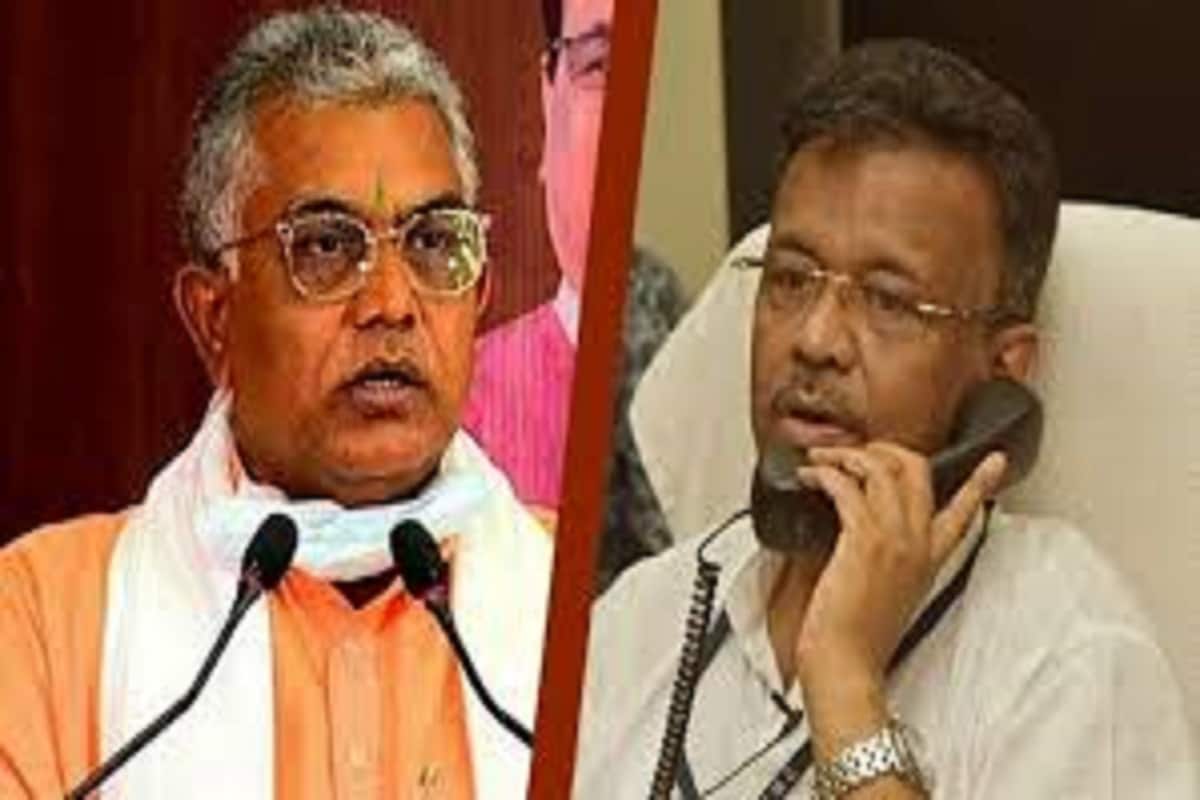 বেশ কিছুদিন ধরেই রাজনীতি সরগরম হয়েছে ৷ এক দিকে বিজেপির রাজ্য সভাপতি দিলীপ ঘোষ রাজ্যের বিভিন্ন জায়গায় দলীয় প্রচারে গিয়ে শাসকদল তৃণমূল কংগ্রেসকে আক্রমণ করেছেন ৷ ফাইল ছবি ৷ বেশ কিছুদিন ধরেই রাজনীতি সরগরম হয়েছে ৷ এক দিকে বিজেপির রাজ্য সভাপতি দিলীপ ঘোষ রাজ্যের বিভিন্ন জায়গায় দলীয় প্রচারে গিয়ে শাসকদল তৃণমূল কংগ্রেসকে আক্রমণ করেছেন ৷ ফাইল ছবি ৷