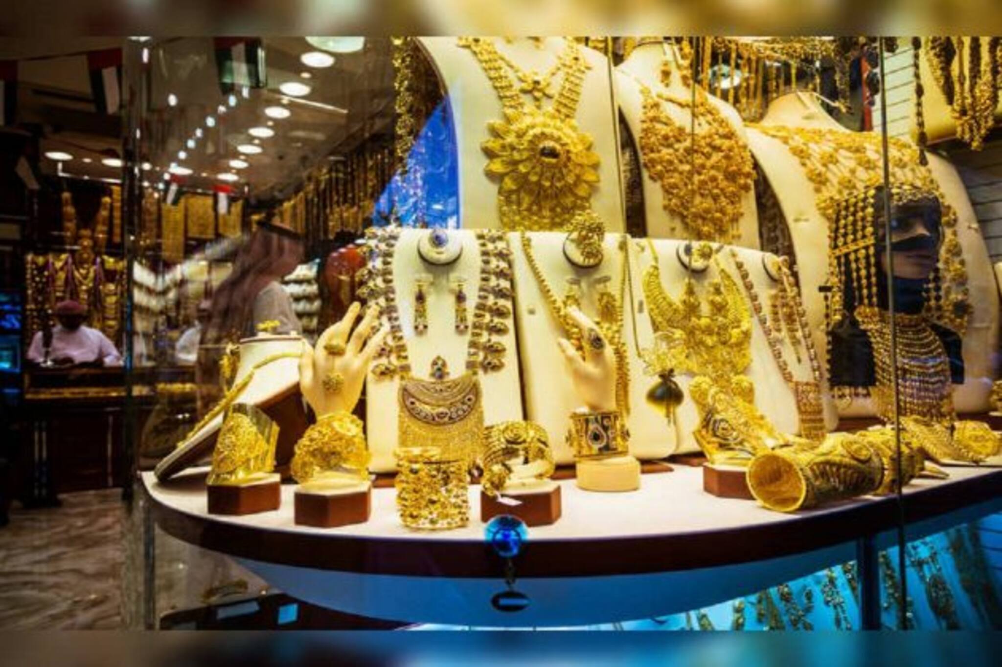 ধনতেরসে এই অলঙ্কার কিনলেই সংসারে স্থায়ী হবে লক্ষ্মী, দ্বিগুণ হবে টাকা-সম্পদ