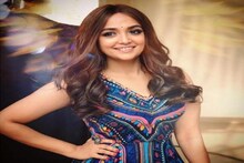 ৩৫-এ পা মোনালি ঠাকুরের! তাঁর সেরা ৫ গান নিয়ে নতুন করে হল্লা জমুক!