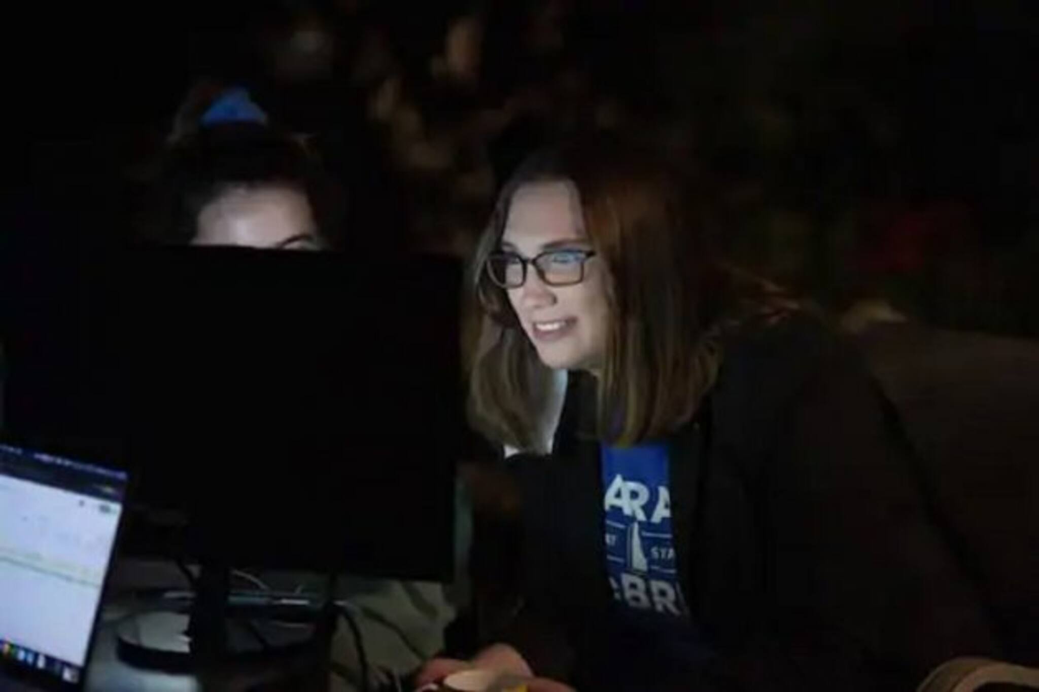 প্রথম রূপান্তরকামী হিসাবে মার্কিন সেনেটে যাচ্ছেন সারাহ ম্যাকব্রাইড