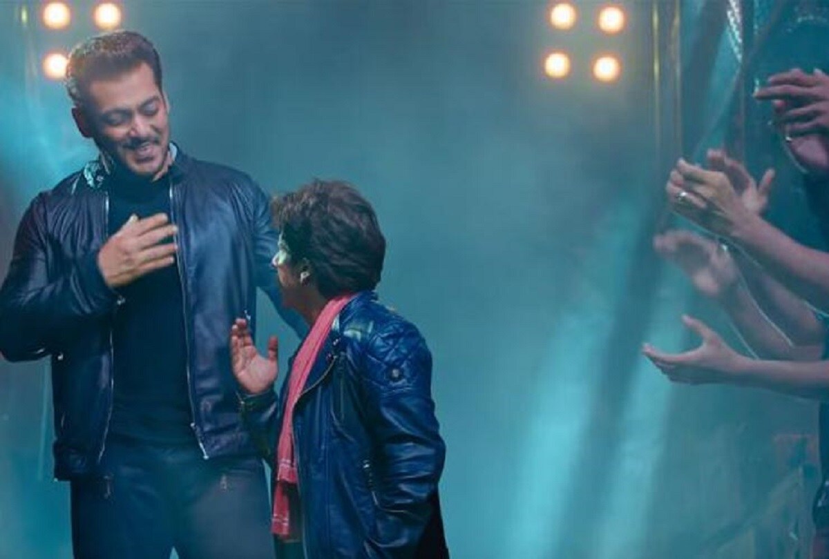 ইতিমধ্যেই কিং খান তাঁর চরিত্রের শ্যুটিংও সেরে ফেলেছেন। তবে সলমনের শ্যুটিং এখনও হয়নি। photo source collected ইতিমধ্যেই কিং খান তাঁর চরিত্রের শ্যুটিংও সেরে ফেলেছেন। তবে সলমনের শ্যুটিং এখনও হয়নি। photo source collected