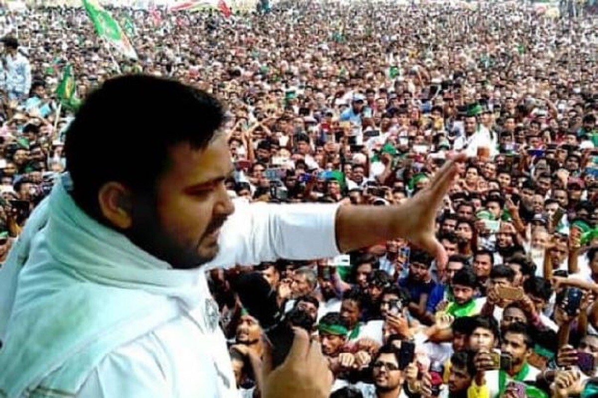 •কারণ বিহারে কর্মসংস্থানের অভাব একটা বড় সমস্যা৷ গত বছর এর হার ছিল ১০.৩ শতাংশ যা দেশের মধ্যে ছিল সব থেকে বেশি৷ ২০২০ এপ্রিলে সেই হার বেড়ে দাঁড়িয়েছে ৪৬.৬ শতাংশে৷ •কারণ বিহারে কর্মসংস্থানের অভাব একটা বড় সমস্যা৷ গত বছর এর হার ছিল ১০.৩ শতাংশ যা দেশের মধ্যে ছিল সব থেকে বেশি৷ ২০২০ এপ্রিলে সেই হার বেড়ে দাঁড়িয়েছে ৪৬.৬ শতাংশে৷