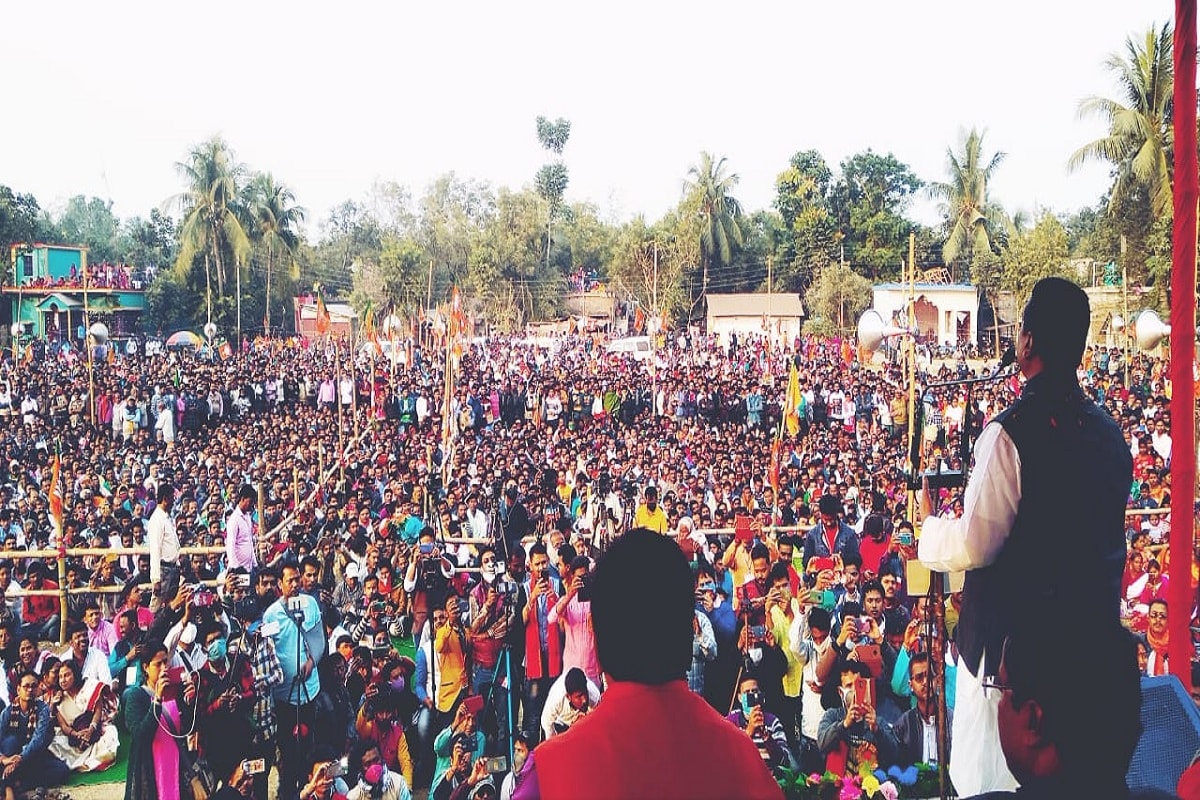 বিজেপিতে যোগ দেওয়ার পর প্রথম সভা। বর্ধমানের কেতুগ্রাম থেকে এবারেও একের পর এক তোপ দাগলেন শুভেন্দু অধিকারী। এক নজরে দেখে নিন শুভেন্দু উবাচ। বিজেপিতে যোগ দেওয়ার পর প্রথম সভা। বর্ধমানের কেতুগ্রাম থেকে এবারেও একের পর এক তোপ দাগলেন শুভেন্দু অধিকারী। এক নজরে দেখে নিন শুভেন্দু উবাচ।