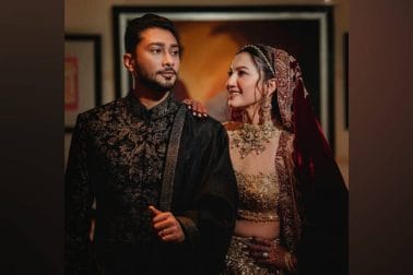 নিজেদের সম্পর্ক নিয়ে বরাবরই খোলামেলা দুজনে। হামেশাই ছবি শেয়ার করছেন সোশ্যাল মিডিয়ায়। বিয়ের অনুষ্ঠানের নানা ছবি ইতিমধ্যে শেয়ার করে ভালবাসা কুড়িয়েছেন যুগল। নিজেদের সম্পর্ক নিয়ে বরাবরই খোলামেলা দুজনে। হামেশাই ছবি শেয়ার করছেন সোশ্যাল মিডিয়ায়। বিয়ের অনুষ্ঠানের নানা ছবি ইতিমধ্যে শেয়ার করে ভালবাসা কুড়িয়েছেন যুগল।
