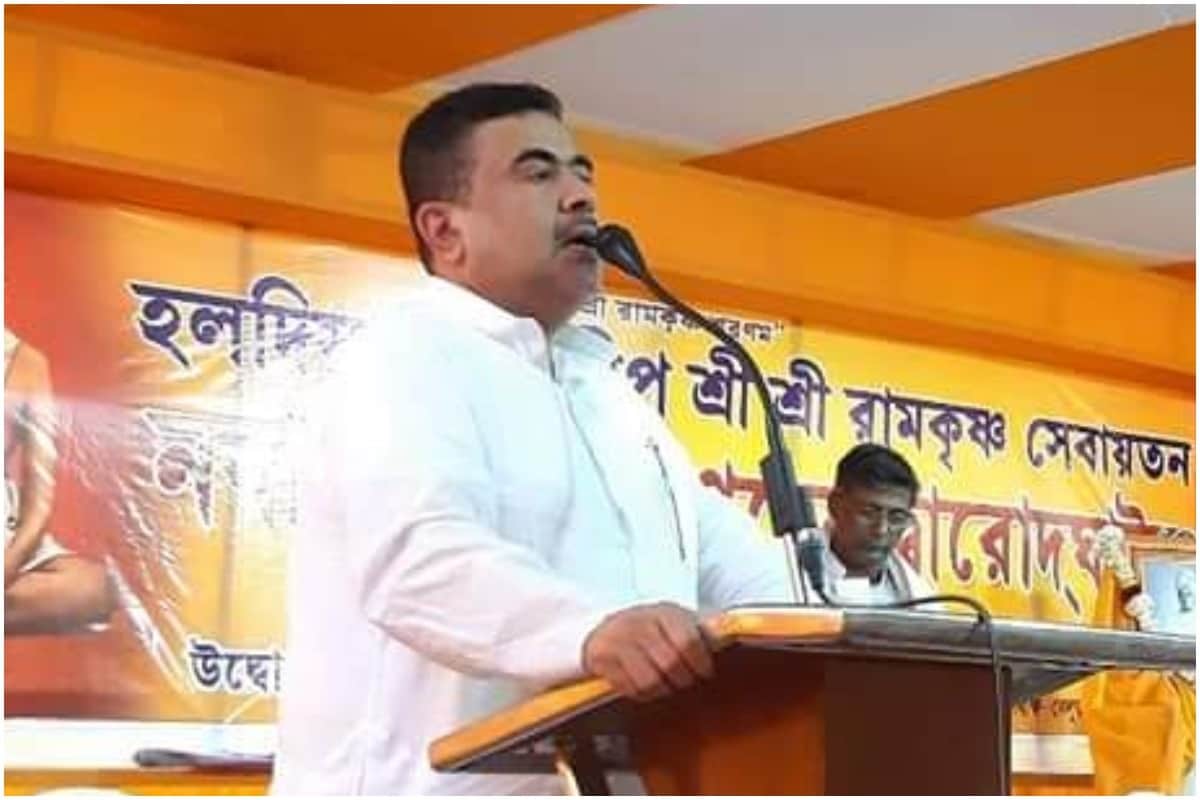 এ বছরও নেতাই যাওয়ার কথা আগেই জানিয়েছিলেন শুভেন্দু অধিকারী৷ তিনি বলেন, 'নেতাই দিবসে আমার কর্তব্য আমি পালন করি৷ কারণ নেতাই গ্রামে লাশটা আমি কুড়িয়েছিলাম৷ ওখানে যে শহিদ বেদীটায় সবাই ফুল দেয়, সেটাও আমার তৈরি৷ ফলে নেতাই নিয়ে আমার কারও সার্টিফিকেট লাগবে না৷' এ বছরও নেতাই যাওয়ার কথা আগেই জানিয়েছিলেন শুভেন্দু অধিকারী৷ তিনি বলেন, 'নেতাই দিবসে আমার কর্তব্য আমি পালন করি৷ কারণ নেতাই গ্রামে লাশটা আমি কুড়িয়েছিলাম৷ ওখানে যে শহিদ বেদীটায় সবাই ফুল দেয়, সেটাও আমার তৈরি৷ ফলে নেতাই নিয়ে আমার কারও সার্টিফিকেট লাগবে না৷'