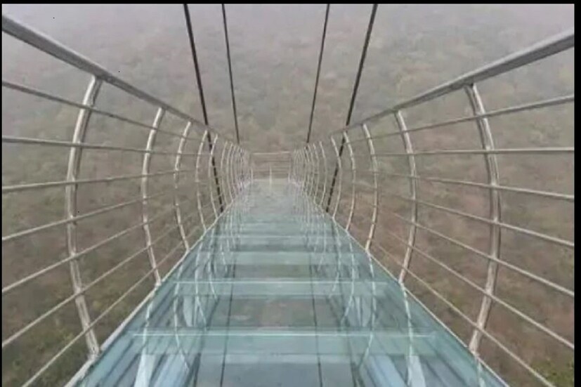 বিহারের রাজগীরে এবার নয়া আকর্ষণ পাহাড়ের খাদের উপর গ্লাস ব্রিজ, এক্কেবারে চিনের মতো বিহারের রাজগীরে এবার নয়া আকর্ষণ পাহাড়ের খাদের উপর গ্লাস ব্রিজ, এক্কেবারে চিনের মতো