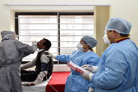 দেশে ২৪ ঘণ্টায় নতুন করে করোনায় আক্রান্ত ১২,৫৮৪, সাত মাসে যা সর্বনিম্ন