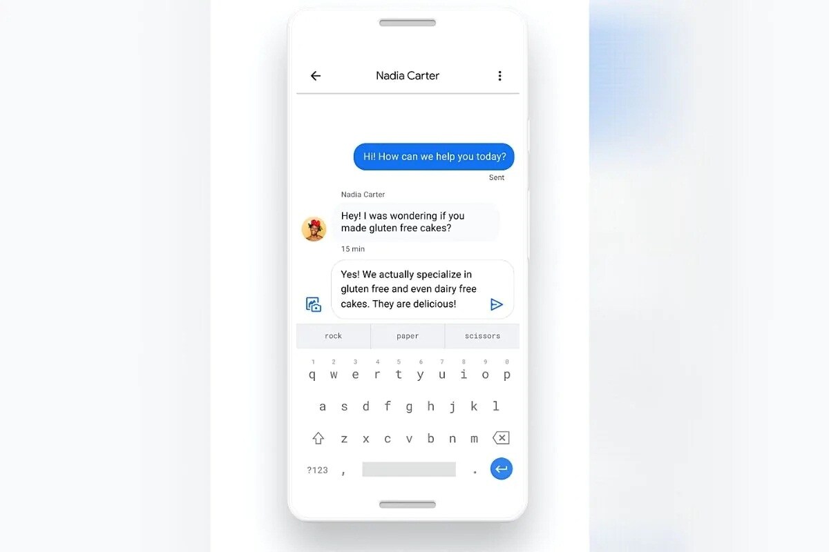 এ বিষয়ে একটি ব্লগ পোস্টে Google-এর তরফে জানানো হয়েছে, প্রথমে একজন ব্যবসায়ীকে তাঁর প্রোফাইল থেকে এই মেসেজ অপশন অন করতে হবে। তার পর Google Maps App থেকে তিনি তাঁর ক্রেতা বা গ্রাহকদের সঙ্গে কথা বলতে পারেন। এ ক্ষেত্রে স্ক্রিনের বাঁ-দিকের নিচে বিজনেস মেসেজ সেকশনে রয়েছে এই ফিচার। গ্রাহক বা ক্রেতাদের ক্ষেত্রে ম্যাপের বিজনেস প্রোফাইলের ডানদিকে একটি নতুন মেসেজ অপশন থাকবে। Google Maps-এর সূত্র ধরে যদি কোনও গ্রাহক একটি সংস্থাকে ফোন করার চেষ্টা করেন এবং কোনও উত্তর না মেলে, তা হলে খুব সহজেই মেসেজ পাঠাতে পারবেন তাঁরা। এ বিষয়ে একটি ব্লগ পোস্টে Google-এর তরফে জানানো হয়েছে, প্রথমে একজন ব্যবসায়ীকে তাঁর প্রোফাইল থেকে এই মেসেজ অপশন অন করতে হবে। তার পর Google Maps App থেকে তিনি তাঁর ক্রেতা বা গ্রাহকদের সঙ্গে কথা বলতে পারেন। এ ক্ষেত্রে স্ক্রিনের বাঁ-দিকের নিচে বিজনেস মেসেজ সেকশনে রয়েছে এই ফিচার। গ্রাহক বা ক্রেতাদের ক্ষেত্রে ম্যাপের বিজনেস প্রোফাইলের ডানদিকে একটি নতুন মেসেজ অপশন থাকবে। Google Maps-এর সূত্র ধরে যদি কোনও গ্রাহক একটি সংস্থাকে ফোন করার চেষ্টা করেন এবং কোনও উত্তর না মেলে, তা হলে খুব সহজেই মেসেজ পাঠাতে পারবেন তাঁরা।