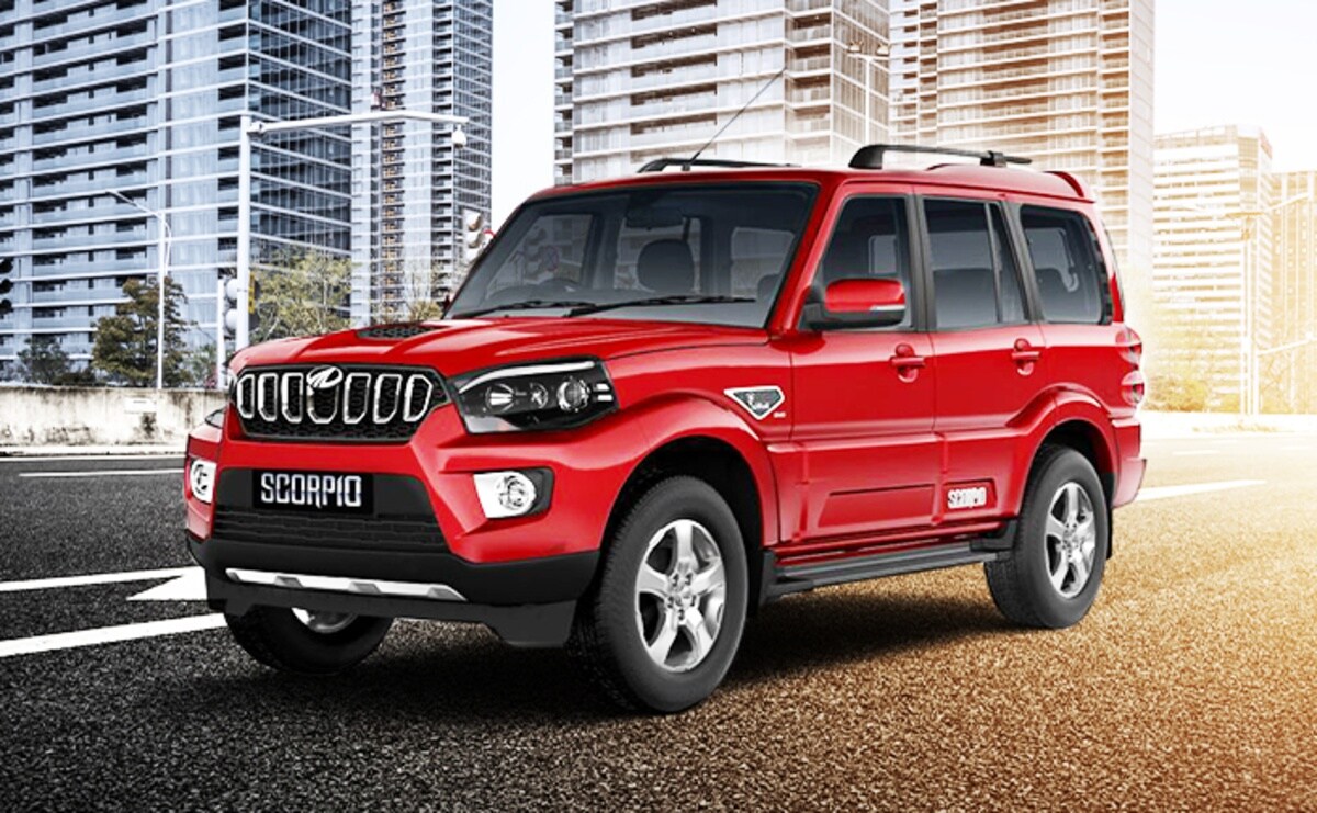 Mahindra Scorpioমাহিন্দ্রার অন্যতম জনপ্রিয় গাড়ি Mahindra Scorpio। এর S5 গাড়িতেই শুধুমাত্র মিলছে ছাড়। পাওয়া যাচ্ছে ২০ হাজার টাকা পর্যন্ত ক্যাশ ডিসকাউন্ট (Cash Discount)। ২৫ হাজার টাকা পর্যন্ত এক্সচেঞ্জ বোনাস (Exchange Bonus)। পাশাপাশি এই গাড়িতে ৫ হাজার টাকার কর্পোরেট ডিসকাউন্ট (Coroprate Discount) ও ১০ হাজার টাকার অ্যাকসেসারিজ (Complementary Accessories) দিচ্ছে সংস্থা। Mahindra Scorpioমাহিন্দ্রার অন্যতম জনপ্রিয় গাড়ি Mahindra Scorpio। এর S5 গাড়িতেই শুধুমাত্র মিলছে ছাড়। পাওয়া যাচ্ছে ২০ হাজার টাকা পর্যন্ত ক্যাশ ডিসকাউন্ট (Cash Discount)। ২৫ হাজার টাকা পর্যন্ত এক্সচেঞ্জ বোনাস (Exchange Bonus)। পাশাপাশি এই গাড়িতে ৫ হাজার টাকার কর্পোরেট ডিসকাউন্ট (Coroprate Discount) ও ১০ হাজার টাকার অ্যাকসেসারিজ (Complementary Accessories) দিচ্ছে সংস্থা।