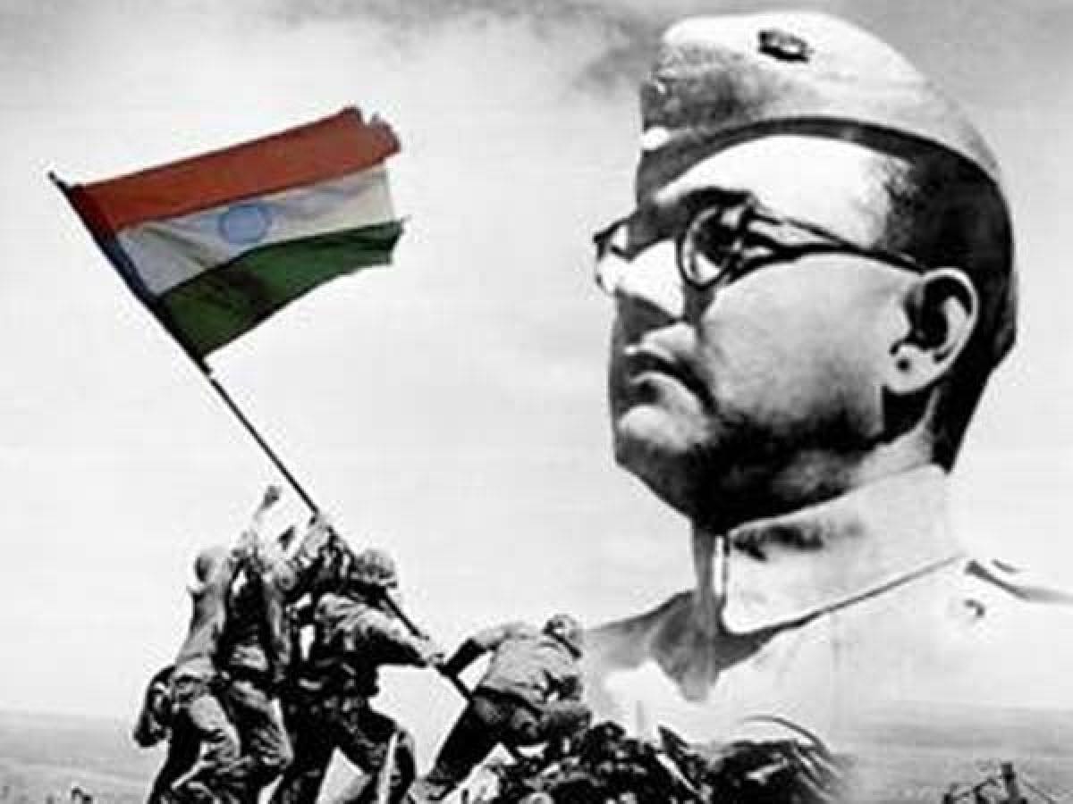 কেন্দ্রীয় সরকারের বিজ্ঞপ্তিতে জানানো হয়েছে, 'বিশিষ্ট নাগরিক, ঐতিহাসিক, লেখক, বিশেষজ্ঞ, নেতাজি পরিবারের সদস্য এবং আজাদ হিন্দ ফৌজের সঙ্গে যুক্ত বিভিন্ন মানুষকে এই কমিটিতে অন্তর্ভুক্ত করা হয়েছে৷' কেন্দ্রীয় সরকারের বিজ্ঞপ্তিতে জানানো হয়েছে, 'বিশিষ্ট নাগরিক, ঐতিহাসিক, লেখক, বিশেষজ্ঞ, নেতাজি পরিবারের সদস্য এবং আজাদ হিন্দ ফৌজের সঙ্গে যুক্ত বিভিন্ন মানুষকে এই কমিটিতে অন্তর্ভুক্ত করা হয়েছে৷'
