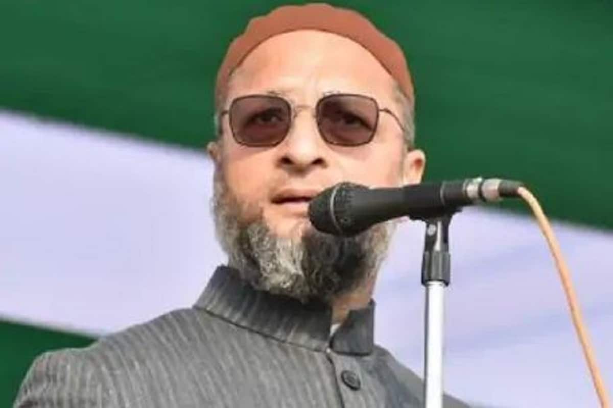 •মমতা বন্দ্যোপাধ্যায়ের বিরুদ্ধে মুখ খুলেছেন মজলিস ই ইত্তেহাদুল মুসলিমিন দলের প্রধান আসাদউদ্দিন ওয়েইসি৷ •মমতা বন্দ্যোপাধ্যায়ের বিরুদ্ধে মুখ খুলেছেন মজলিস ই ইত্তেহাদুল মুসলিমিন দলের প্রধান আসাদউদ্দিন ওয়েইসি৷