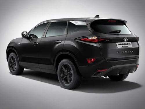 টাটা হেরিয়ার (Tata Harrier)অন্যতম জনপ্রিয় Suv গাড়ি টাটা হেরিয়ার। ২.০ লিটার Turbo Diesel Engine রয়েছে এই গাড়িতে। ম্যানুয়াল এবং অটোমেটিক দু'টো সুবিধা পাওয়া যাচ্ছে। সংস্থার তরফে গাড়িটিতে ২৫ হাজার টাকা পর্যন্ত কনজিউমার ডিসকাউন্ট দেওয়া হচ্ছে, থাকছে ৪০ হাজার টাকা পর্যন্ত এক্সচেঞ্জ অফারও। টাটা হেরিয়ার (Tata Harrier)অন্যতম জনপ্রিয় Suv গাড়ি টাটা হেরিয়ার। ২.০ লিটার Turbo Diesel Engine রয়েছে এই গাড়িতে। ম্যানুয়াল এবং অটোমেটিক দু'টো সুবিধা পাওয়া যাচ্ছে। সংস্থার তরফে গাড়িটিতে ২৫ হাজার টাকা পর্যন্ত কনজিউমার ডিসকাউন্ট দেওয়া হচ্ছে, থাকছে ৪০ হাজার টাকা পর্যন্ত এক্সচেঞ্জ অফারও।