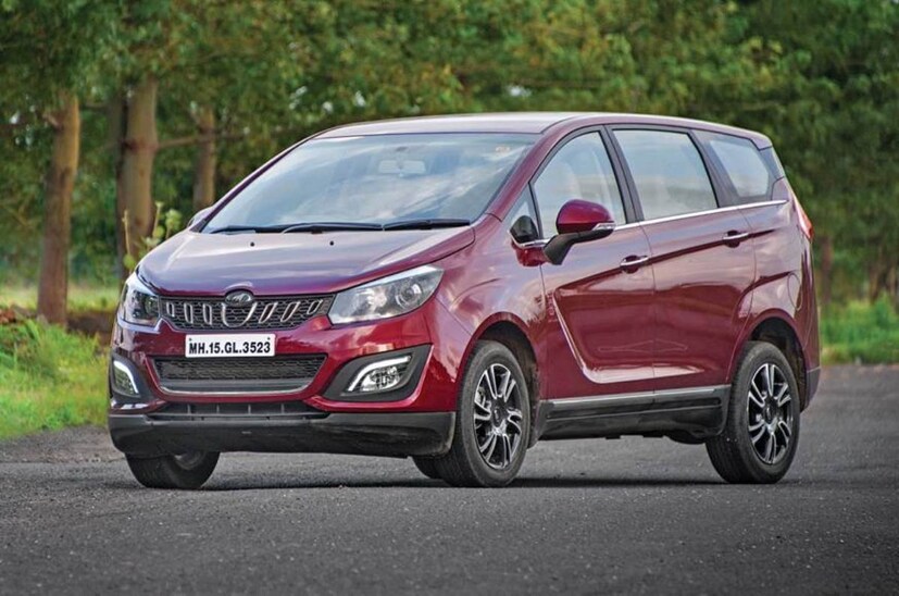 Mahindra Marazzo মাহিন্দ্রার এই গাড়িতে পাওয়া যাচ্ছে ১৫ হাজার টাকা পর্যন্ত ক্যাশ ডিসকাউন্ট (Cash Discount)। মিলছে ১৫ হাজার টাকা পর্যন্ত এক্সচেঞ্জ বোনাস। ৬ হাজার টাকা পর্যন্ত কর্পোরেটে ছাড় (Coroprate Discount) ও ৫ হাজার টাকার অ্যাকসেসরিজ (Complementary Accessories)।