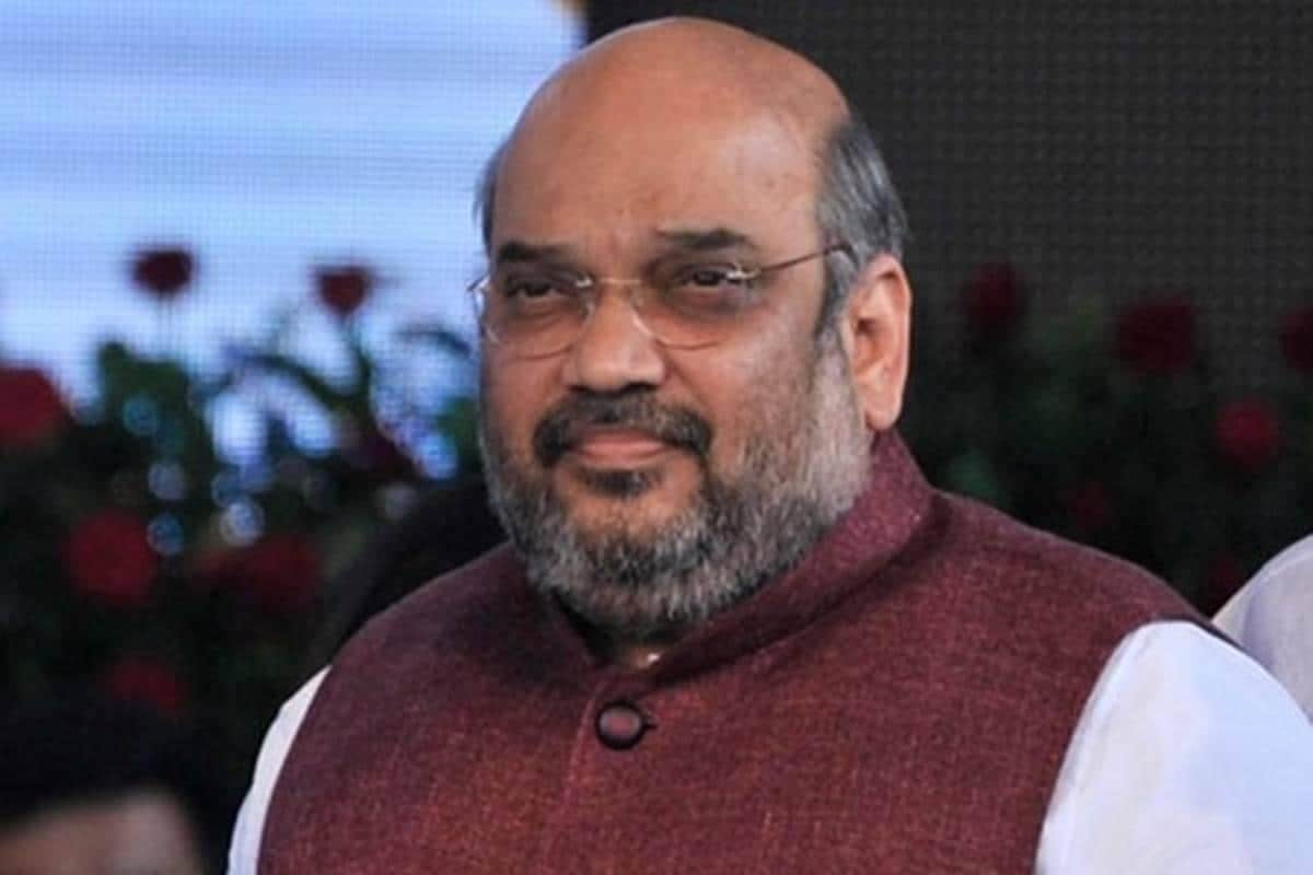আগামী ৩০ এবং ৩১ জানুয়ারি রাজ্য সফরে আসার কথা কেন্দ্রীয় স্বরাষ্ট্রমন্ত্রী অমিত শাহের৷ সেই সফরের সময়ই হাওড়ায় বড় যোগদান মেলা করার পরিকল্পনা রয়েছে বিজেপি নেতৃত্বের৷ যেভাবে গত কয়েকদিন ধরে হাওড়ায় রাজীব বন্দ্যোপাধ্যায় সহ একাধিক তৃণমূল নেতার গলায় বিদ্রোহী সুর শোনা গিয়েছে, তাতে হাওড়ার এই সভা ঘিরে দুই দুইয়ে চার করছে রাজনৈতিক মহল৷(Info-Arup Dutta) আগামী ৩০ এবং ৩১ জানুয়ারি রাজ্য সফরে আসার কথা কেন্দ্রীয় স্বরাষ্ট্রমন্ত্রী অমিত শাহের৷ সেই সফরের সময়ই হাওড়ায় বড় যোগদান মেলা করার পরিকল্পনা রয়েছে বিজেপি নেতৃত্বের৷ যেভাবে গত কয়েকদিন ধরে হাওড়ায় রাজীব বন্দ্যোপাধ্যায় সহ একাধিক তৃণমূল নেতার গলায় বিদ্রোহী সুর শোনা গিয়েছে, তাতে হাওড়ার এই সভা ঘিরে দুই দুইয়ে চার করছে রাজনৈতিক মহল৷(Info-Arup Dutta)