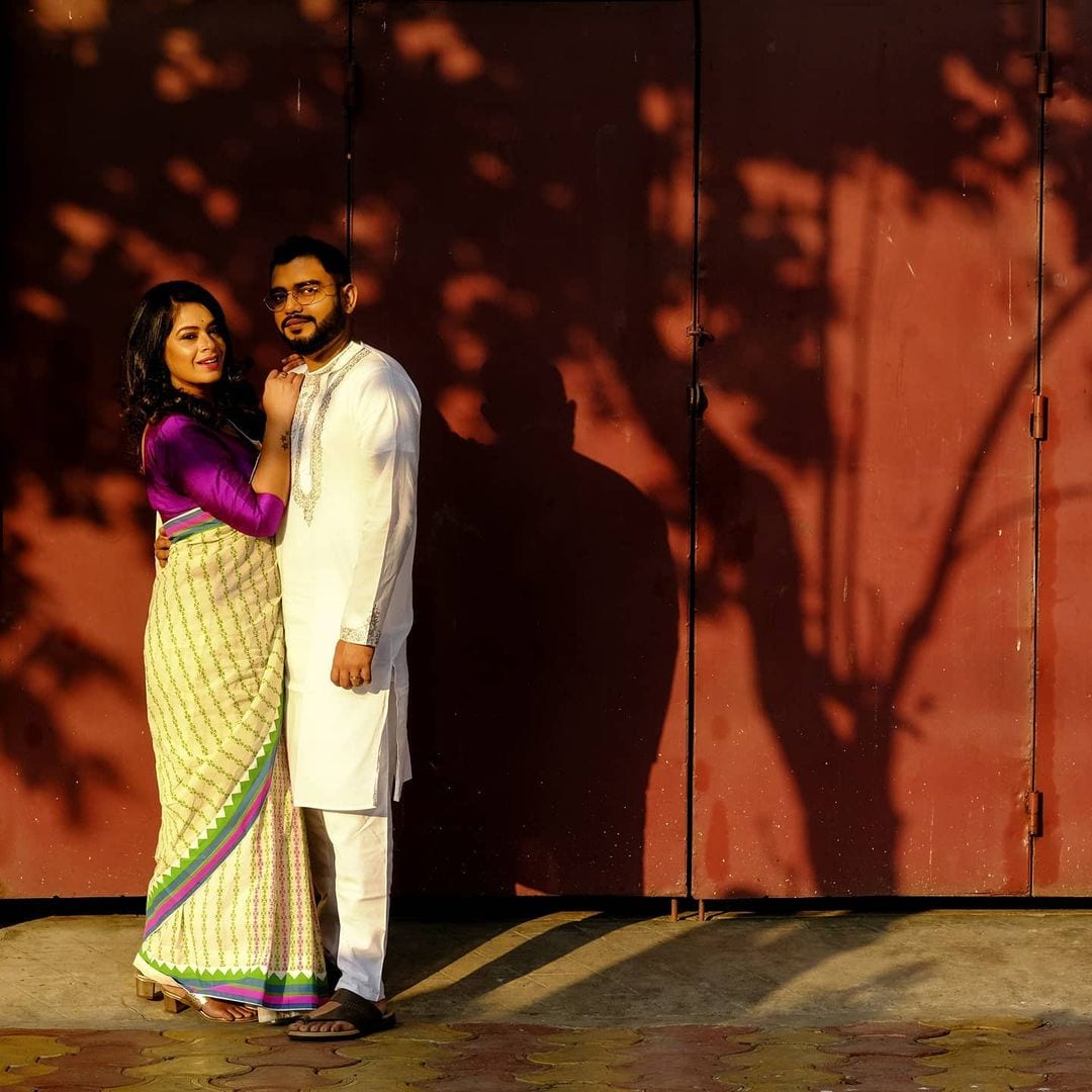*দরজায় কড়া নাড়ছে বিয়ের দিন। তার আগে আজ শুক্রবার ইমন তাঁর সোশ্যাল মিডিয়া হ্যান্ডেলে তাঁদের প্রি-ওয়েডিংয়ের বেশ কয়েকটি ছবি শেয়ার করেছেন। সেই ছবি মাত্র কয়েক ঘণ্টাতেই দেখে ফেলেছেন ইমনের হাজার হাজার ফ্যান। ছবি: ইনস্টাগ্রাম। *দরজায় কড়া নাড়ছে বিয়ের দিন। তার আগে আজ শুক্রবার ইমন তাঁর সোশ্যাল মিডিয়া হ্যান্ডেলে তাঁদের প্রি-ওয়েডিংয়ের বেশ কয়েকটি ছবি শেয়ার করেছেন। সেই ছবি মাত্র কয়েক ঘণ্টাতেই দেখে ফেলেছেন ইমনের হাজার হাজার ফ্যান। ছবি: ইনস্টাগ্রাম।