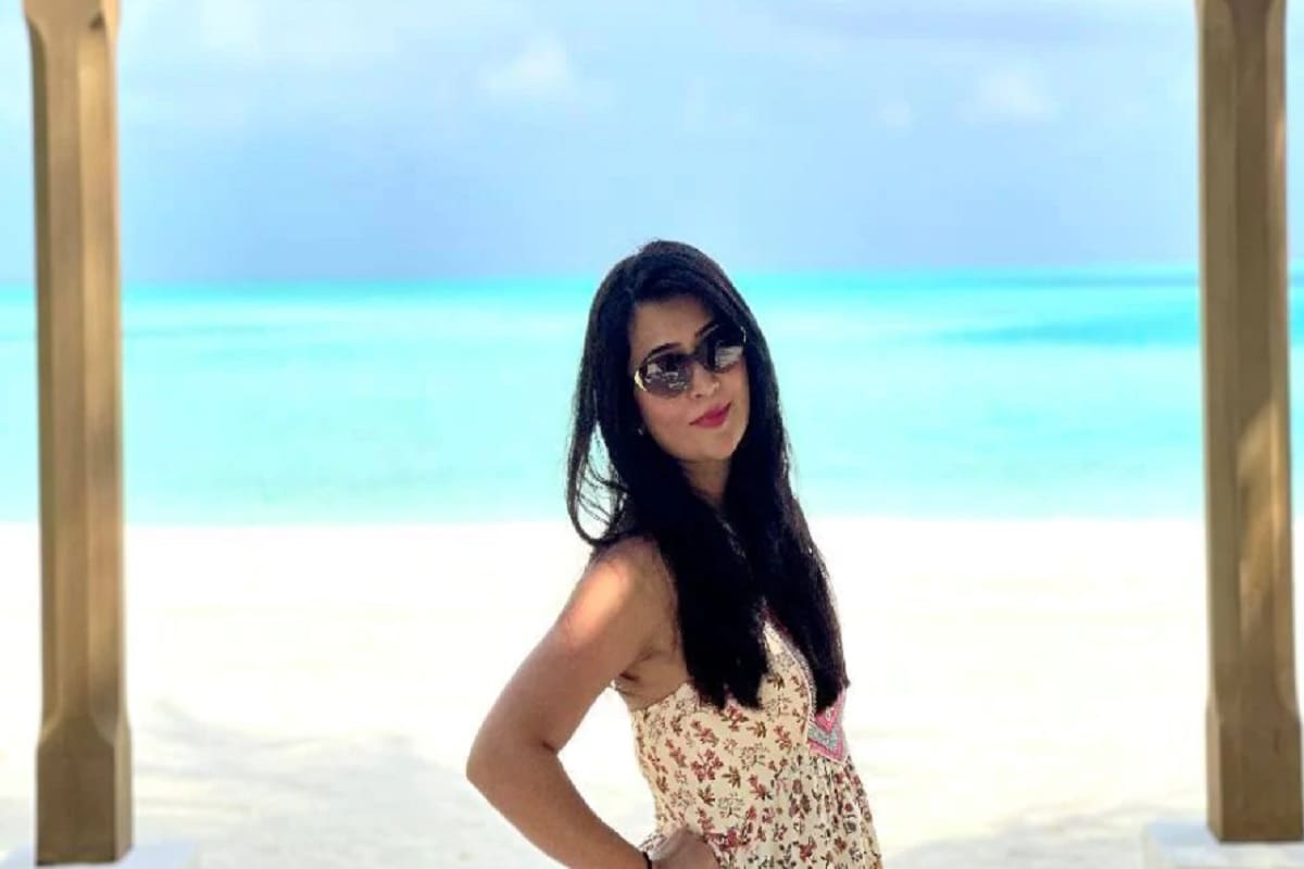 এই কারণেই ভারতীয় সিনেমার সুপারস্টারদের প্রযোজকেরা অনেক সময়েই মলদ্বীপে শ্যুটিং-এ গিয়ে থাকেন ৷ এই কারণেই ভারতীয় সিনেমার সুপারস্টারদের প্রযোজকেরা অনেক সময়েই মলদ্বীপে শ্যুটিং-এ গিয়ে থাকেন ৷