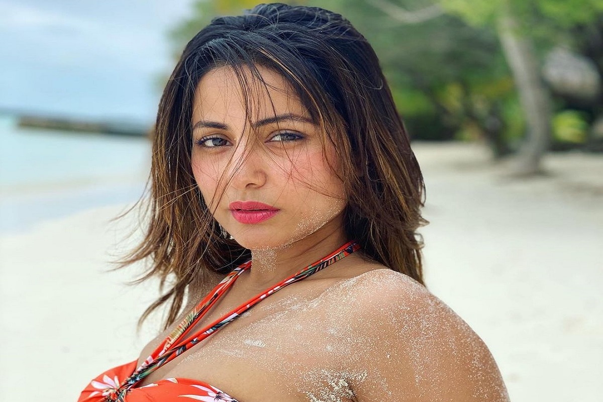 টেলিভিশনের অন্যতম সুপার হট নাম নাম হিনা খান ৷ ফ্যাশন লাইপ স্টাইল বা লেটেস্ট ট্রেন্ডিং-এ হিনা খানের জুড়ি মেলাভার ৷ বিকিনা ও স্যুইম স্যুটেই সেই হিনা খান ঝড় তুলেছেন সোশ্যাল মিডিয়ায় ৷ ছবি সৌজন্যে ইনস্টাগ্রাম ৷ টেলিভিশনের অন্যতম সুপার হট নাম নাম হিনা খান ৷ ফ্যাশন লাইপ স্টাইল বা লেটেস্ট ট্রেন্ডিং-এ হিনা খানের জুড়ি মেলাভার ৷ বিকিনা ও স্যুইম স্যুটেই সেই হিনা খান ঝড় তুলেছেন সোশ্যাল মিডিয়ায় ৷ ছবি সৌজন্যে ইনস্টাগ্রাম ৷