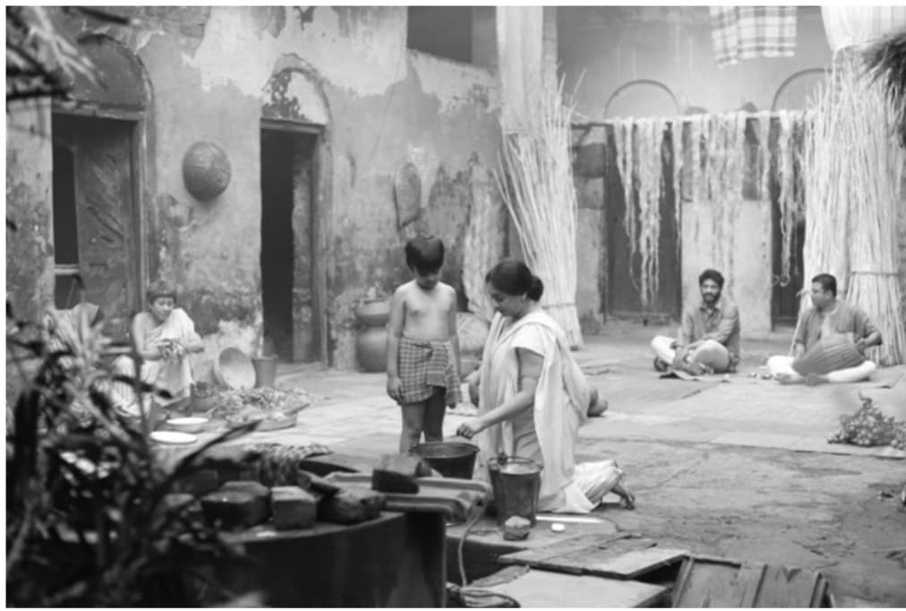 পরিচালক শুভ্রজিৎ মিত্র জানান পরিচালক শুভ্রজিৎ মিত্র জানান