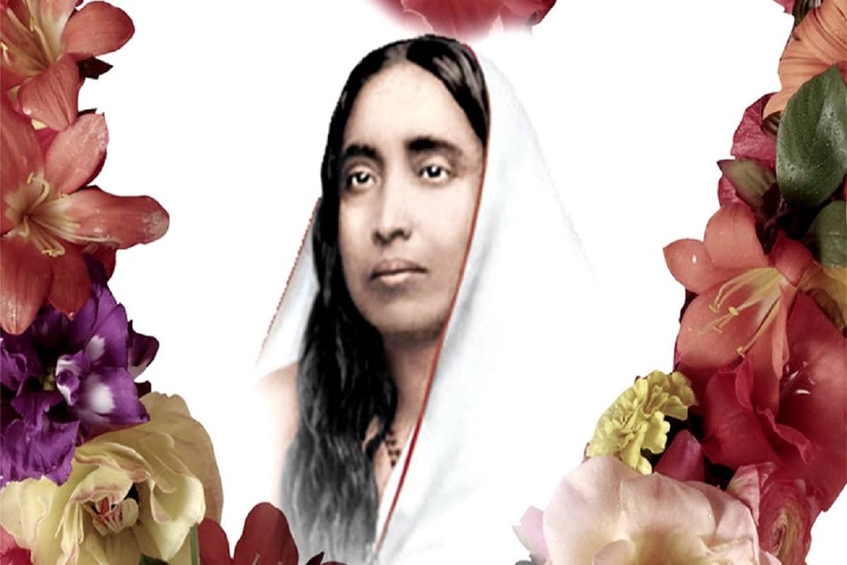 তিনি সারদা মা, সবার মা, তিনি গুরুপত্নী নন, মুখে বলা মা নন এমনকী তিনি পাতানো মা নন, তিনি সত্যিকারের মা ৷ তিনি সারদা মা, সবার মা, তিনি গুরুপত্নী নন, মুখে বলা মা নন এমনকী তিনি পাতানো মা নন, তিনি সত্যিকারের মা ৷