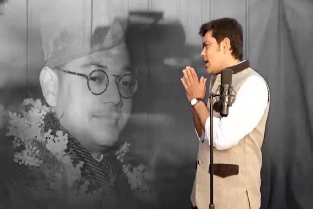 লক্ষ্মী নিজে জানিয়েছেন, কয়েকদিন তিনি বিশ্রাম নেবেন৷ পরিবারের সঙ্গে সময় কাটাবেন৷ যেহেতু মানুষের ভোটে জিতে বিধায়ক হয়েছেন, তাই এখনই সেই পদ ছাড়ছেন না৷ তবে অন্য কোনও দলে এখন তাঁর যোগ দেওয়ার পরিকল্পনা জানিয়েছেন বলেই দাবি লক্ষ্মীর৷ নির্বাচনে লড়ারও পরিকল্পনা নেই তাঁর৷ বীতশ্রদ্ধ লক্ষ্মী আপাতত রাজনীতি থেকেই অবসর নিতে চলেছেন বলে সূত্রের খবর৷ তবে পদত্যাগের পিছনে কী কারণ, কয়েকদিনের মধেই বিস্তারিত ভাবে তা জানাবেন লক্ষ্মী৷ লক্ষ্মী নিজে জানিয়েছেন, কয়েকদিন তিনি বিশ্রাম নেবেন৷ পরিবারের সঙ্গে সময় কাটাবেন৷ যেহেতু মানুষের ভোটে জিতে বিধায়ক হয়েছেন, তাই এখনই সেই পদ ছাড়ছেন না৷ তবে অন্য কোনও দলে এখন তাঁর যোগ দেওয়ার পরিকল্পনা জানিয়েছেন বলেই দাবি লক্ষ্মীর৷ নির্বাচনে লড়ারও পরিকল্পনা নেই তাঁর৷ বীতশ্রদ্ধ লক্ষ্মী আপাতত রাজনীতি থেকেই অবসর নিতে চলেছেন বলে সূত্রের খবর৷ তবে পদত্যাগের পিছনে কী কারণ, কয়েকদিনের মধেই বিস্তারিত ভাবে তা জানাবেন লক্ষ্মী৷