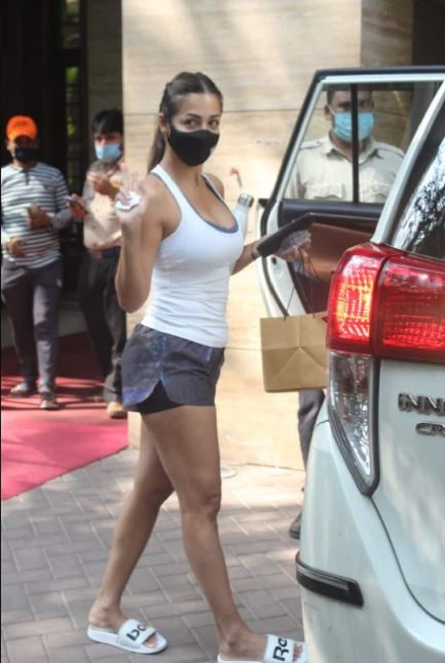 Out of the shorts came the inner pants too, Malaika's gym outfit super