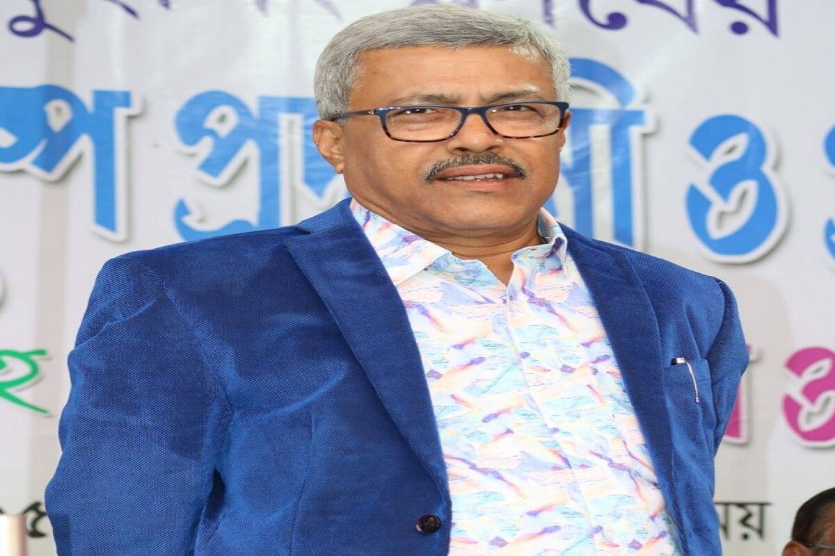 রাজীব বন্দ্যোপাধ্যায় ছাড়াও রবিবার বিজেপি-তে যোগ দিতে চলেছেন তৃণমূল থেকে বহিষ্কৃত বালির বিধায়ক বৈশালী ডালমিয়া৷ রাজীবের পদত্যাগের পরই তাঁর সমর্থনে সরব হন বৈশালী৷ এর পরই তাঁকে বহিষ্কার করে শাসক দল৷Info-Abir Ghosal রাজীব বন্দ্যোপাধ্যায় ছাড়াও রবিবার বিজেপি-তে যোগ দিতে চলেছেন তৃণমূল থেকে বহিষ্কৃত বালির বিধায়ক বৈশালী ডালমিয়া৷ রাজীবের পদত্যাগের পরই তাঁর সমর্থনে সরব হন বৈশালী৷ এর পরই তাঁকে বহিষ্কার করে শাসক দল৷Info-Abir Ghosal