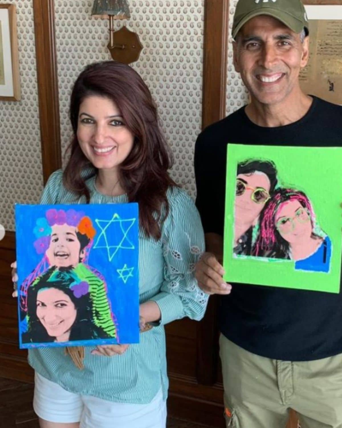 ইন্টারন্যাশনাল খিলাড়ি শ্যুটিং-এর সময়ে তাঁরা বুঝতে পেরেছিলেন একে অপরের প্রতি টান, এরপরেই বিয়ের সিদ্ধান্ত নেন অক্ষয় কুমার ও টুইঙ্কেল খান্না ৷ টুইঙ্কেল এই বিষয়টি মা ডিম্পলের সঙ্গে আলোচনা করেছিলেন ৷ ছবি সৌজন্যে ইনস্টাগ্রাম ৷ ইন্টারন্যাশনাল খিলাড়ি শ্যুটিং-এর সময়ে তাঁরা বুঝতে পেরেছিলেন একে অপরের প্রতি টান, এরপরেই বিয়ের সিদ্ধান্ত নেন অক্ষয় কুমার ও টুইঙ্কেল খান্না ৷ টুইঙ্কেল এই বিষয়টি মা ডিম্পলের সঙ্গে আলোচনা করেছিলেন ৷ ছবি সৌজন্যে ইনস্টাগ্রাম ৷