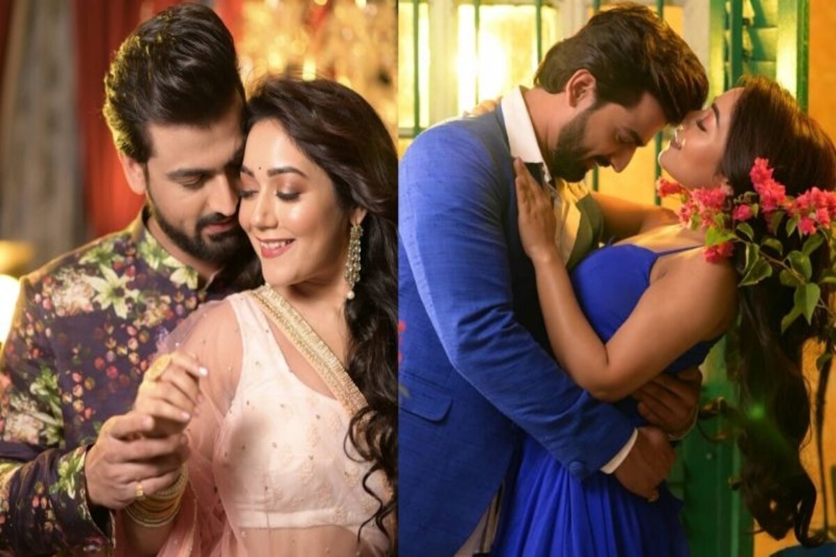 *১৪ ফেব্রুয়ারি, ভ্যালেন্টাইনস ডে তেই রেজিস্ট্রি বিয়ে সেরে ফেলতে চলেছেন টলিউডের জনপ্রিয় জুটি প্রমিতা চক্রবর্তী এবং রুদ্রজিৎ মুখোপাধ্যায়। এরপর ২০২২-এ সামাজিকভাবে সাত পাকে বাঁধা পড়বেন রিল লাইফের রাঘব আর পারুল। ছবি: ইনস্টাগ্রাম । *১৪ ফেব্রুয়ারি, ভ্যালেন্টাইনস ডে তেই রেজিস্ট্রি বিয়ে সেরে ফেলতে চলেছেন টলিউডের জনপ্রিয় জুটি প্রমিতা চক্রবর্তী এবং রুদ্রজিৎ মুখোপাধ্যায়। এরপর ২০২২-এ সামাজিকভাবে সাত পাকে বাঁধা পড়বেন রিল লাইফের রাঘব আর পারুল। ছবি: ইনস্টাগ্রাম ।