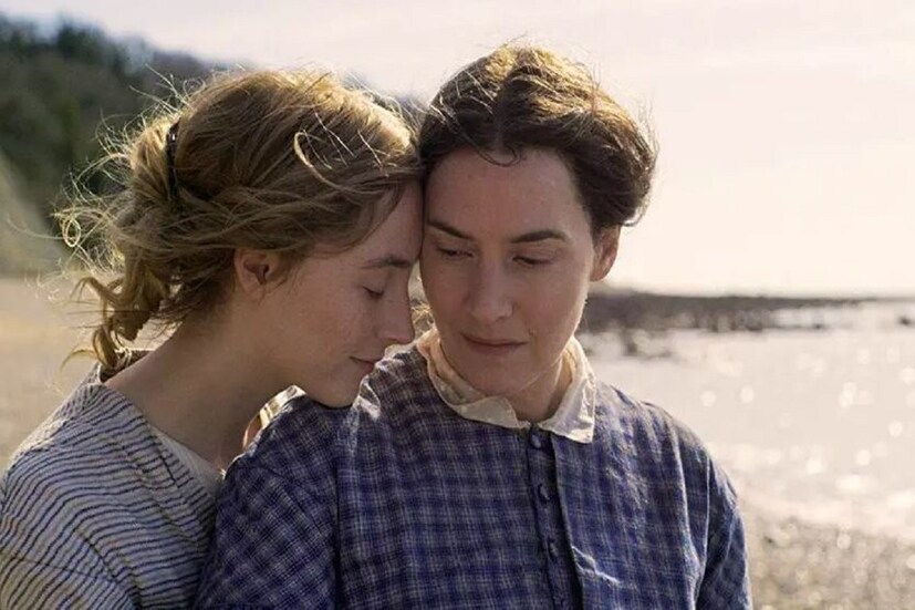 •তবে কোনও বিতর্ককে পাত্তা দিতে নারাজ কেট। বলছেন কেন দুই মহিলার প্রেম নিয়ে প্রশ্ন ওঠে। পুরুষ-মহিলার প্রেম নিয়ে যদি কোনও সমস্যা না থাকে, তাহলে কেন দুই মহিলার প্রেম নিয়ে আপত্তি। প্রেম তো হয় দুটি মানুষের মধ্যে, স্পষ্ট কথা কেটের। 