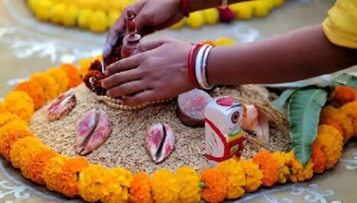 •১৪ জানুয়ারী ২০২১ - আজকের পঞ্জিকা। আজকের তিথি - প্রতিপাদ - ০৯:০৩:১৬ পর্যন্ত,আজকের নক্ষত্র - শ্রাবণ - ২৯:০৪:৪৭ এ, আজকের পক্ষে - শুক্লা, আজকের যোগ- বজ্র - ২২:০৪:০০ এ, আজকের দিন - বৃহস্পতিবার •১৪ জানুয়ারী ২০২১ - আজকের পঞ্জিকা। আজকের তিথি - প্রতিপাদ - ০৯:০৩:১৬ পর্যন্ত,আজকের নক্ষত্র - শ্রাবণ - ২৯:০৪:৪৭ এ, আজকের পক্ষে - শুক্লা, আজকের যোগ- বজ্র - ২২:০৪:০০ এ, আজকের দিন - বৃহস্পতিবার