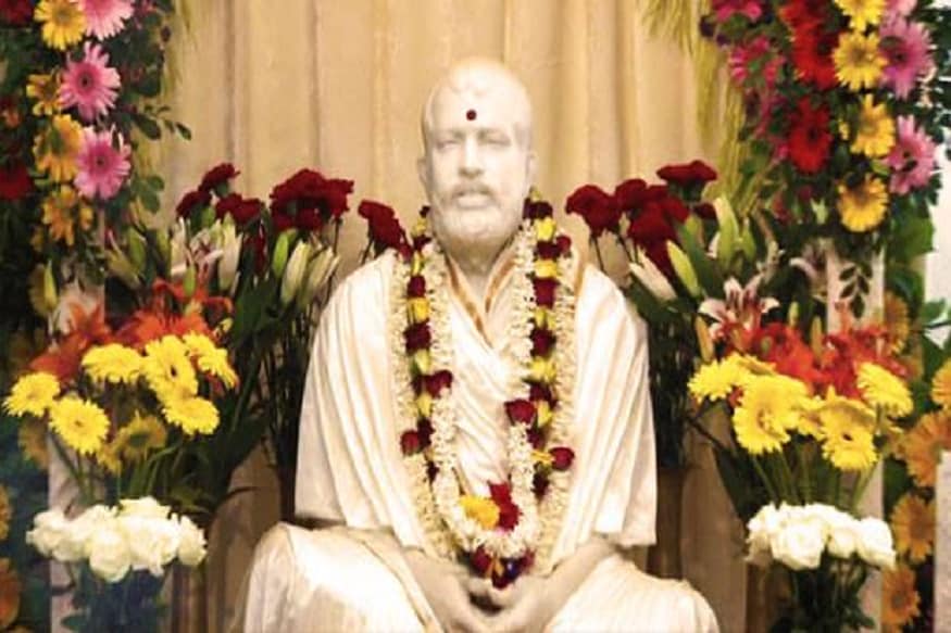 জয়রামবাটির মুখোপাধ্যায়ের পরিবারের এক সাধারণ মেয়ে, বিয়ে করে কামারপুকুরের চট্টোপাধ্যায় পরিবারের আসেন, গদাধর চট্টোপাধ্যায়কে বিয়ে করে এক নতুন দিনের সূচনা করেছেন ৷ জয়রামবাটির মুখোপাধ্যায়ের পরিবারের এক সাধারণ মেয়ে, বিয়ে করে কামারপুকুরের চট্টোপাধ্যায় পরিবারের আসেন, গদাধর চট্টোপাধ্যায়কে বিয়ে করে এক নতুন দিনের সূচনা করেছেন ৷