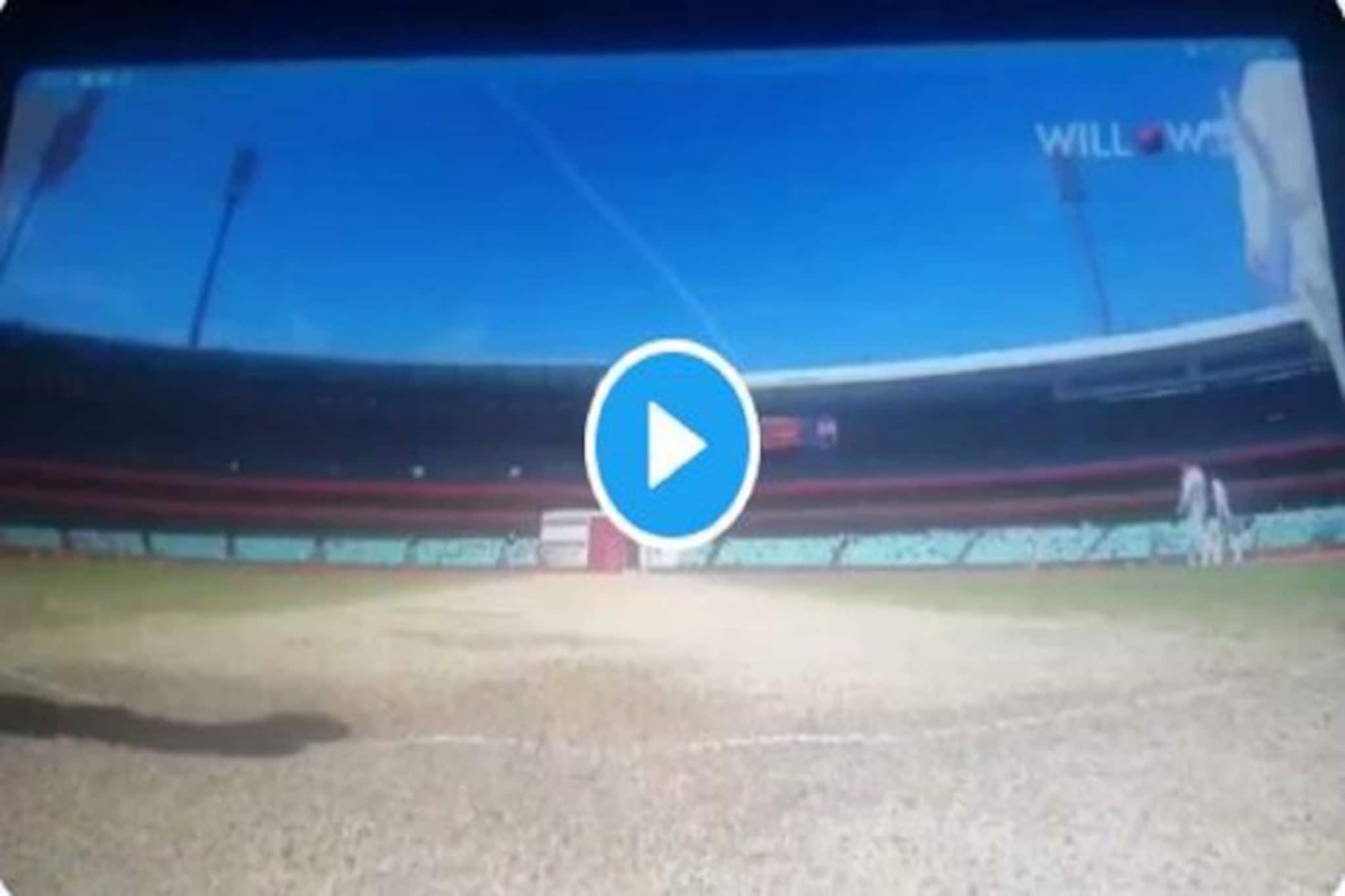 ফের কোনও কেলেঙ্কারি, স্টাম্প ক্যামেরায় ধরা পড়ে গেলেন স্মিথ, Viral Video