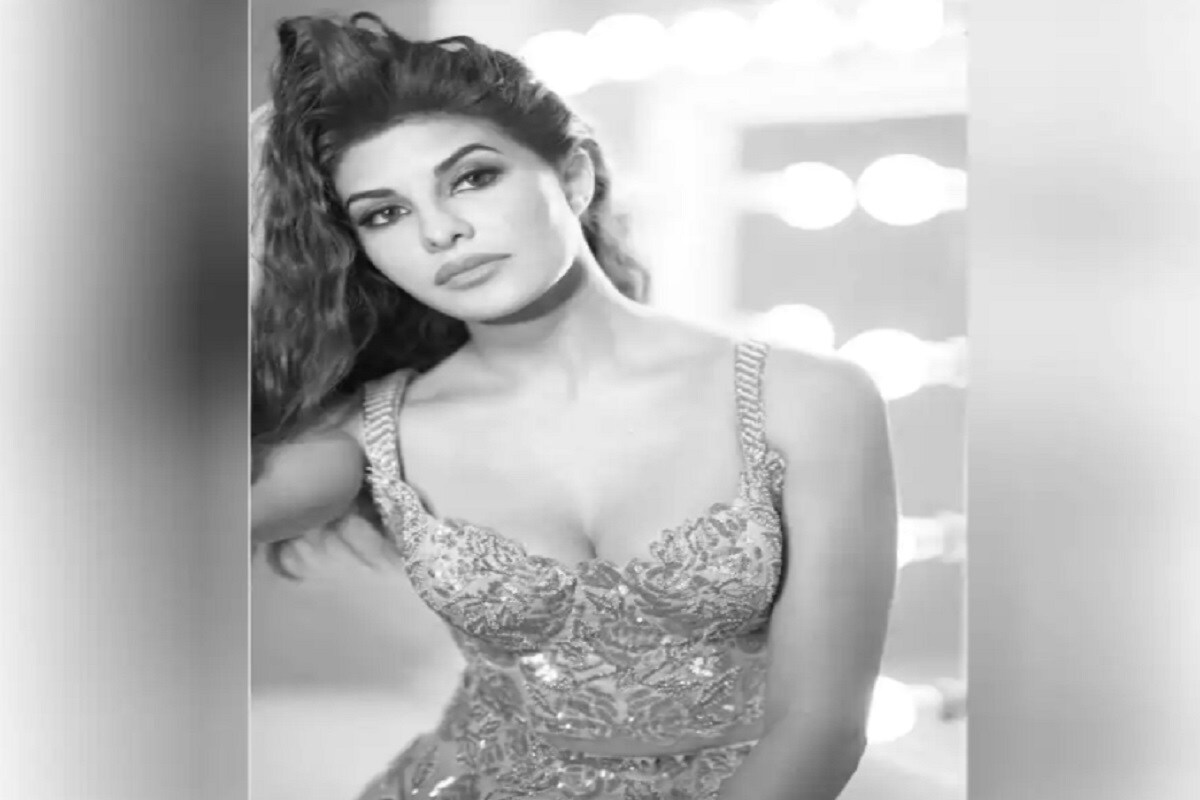 বেশিরভাগ মানুষই জ্যাকলিনের সৌন্দর্যে পাগল হয়েছেন ৷ এই কারণে ইনস্টাগ্রামে তাঁর মোট ফলোয়ারের সংক্যা ৪৭.৫ মিলিয়ান ৷ ছবি সৌজন্যে ইনস্টাগ্রাম ৷ বেশিরভাগ মানুষই জ্যাকলিনের সৌন্দর্যে পাগল হয়েছেন ৷ এই কারণে ইনস্টাগ্রামে তাঁর মোট ফলোয়ারের সংক্যা ৪৭.৫ মিলিয়ান ৷ ছবি সৌজন্যে ইনস্টাগ্রাম ৷