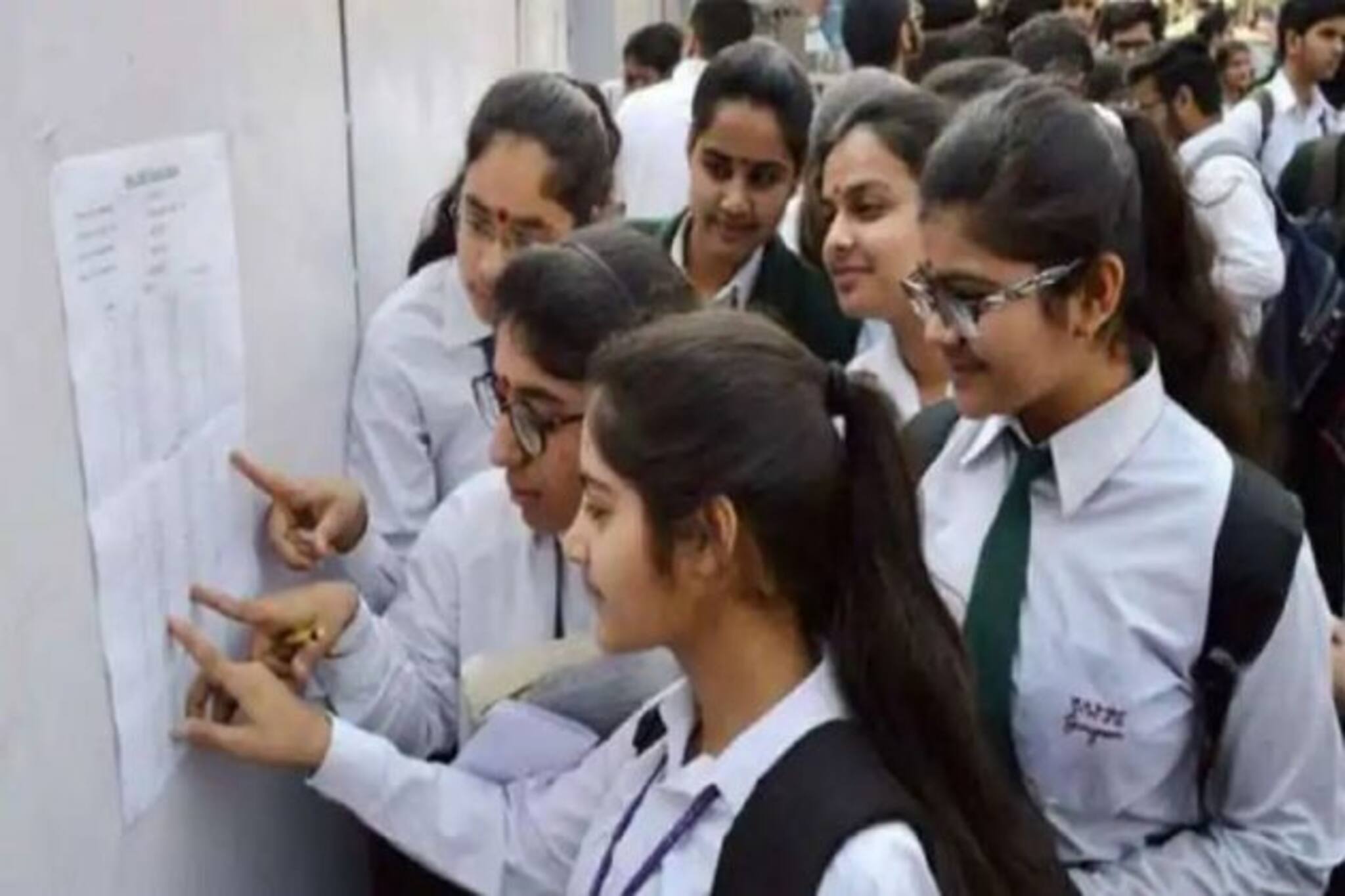 ২০২১-এর CBSE বোর্ড পরীক্ষা বাতিল হোক, দাবি বহু পরীক্ষার্থীর