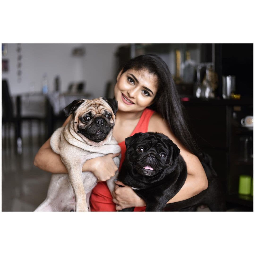 *অভিনেত্রী তাঁর লাইভে জানিয়েছিলেন, ফুসফুসে ফ্লুইড জমে গিয়েছিল। সেই ফ্লুইড বার করেছেন দিল্লির হাসপাতালের চিকিৎসকরা। সেখানেই এই রোগের কথা জানতে পারেন। বায়োপসির পরে রোগ চিহ্নিত হয়। ছবি: ইনস্টাগ্রাম। *অভিনেত্রী তাঁর লাইভে জানিয়েছিলেন, ফুসফুসে ফ্লুইড জমে গিয়েছিল। সেই ফ্লুইড বার করেছেন দিল্লির হাসপাতালের চিকিৎসকরা। সেখানেই এই রোগের কথা জানতে পারেন। বায়োপসির পরে রোগ চিহ্নিত হয়। ছবি: ইনস্টাগ্রাম।
