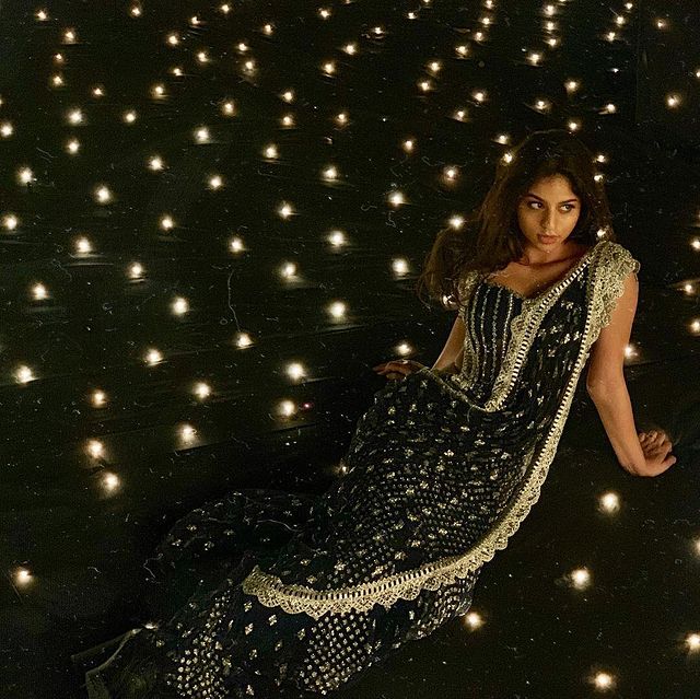এখনও পর্যন্ত সুহানা একটি শর্টফিল্ম দ্য গ্রে পার্ট অফ ব্লু-তে অভিনয় করেন ৷ ছবি সৌজন্যে ইনস্টাগ্রাম ৷ এখনও পর্যন্ত সুহানা একটি শর্টফিল্ম দ্য গ্রে পার্ট অফ ব্লু-তে অভিনয় করেন ৷ ছবি সৌজন্যে ইনস্টাগ্রাম ৷