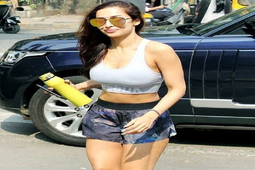 ক্রপ পোশাকে মালাইকাকে অনবদ্য লাগছে ৷ ছবি সৌজন্যে ইনস্টাগ্রাম ৷