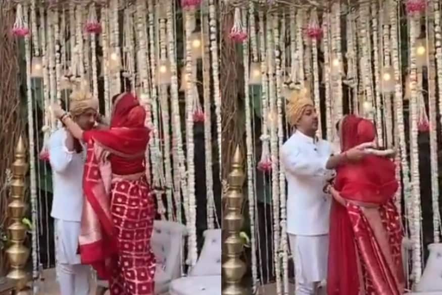 মাথা থেকে ওড়নাটা খুলে ফেলেছেন দিয়া, স্বামী বৈভবের হাত ধরে হেঁটে এসে নিয়মমাফিক একটুক্ষণ দাঁড়িয়ে ছবি তোলার সুযোগ দিয়েছেন মিডিয়াকে। তবে বৈভব সারাটা সময় স্ত্রীর পাশে থাকেননি, চিত্রসাংবাদিকরা আরও ছবি তোলার অনুরোধ করলে তিনি স্ত্রীর হাত ছেড়ে দিয়ে চলে গিয়েছেন অন্যত্র- দিয়াকে একাই দেখা গিয়েছে ক্যামেরার সামনে। মাথা থেকে ওড়নাটা খুলে ফেলেছেন দিয়া, স্বামী বৈভবের হাত ধরে হেঁটে এসে নিয়মমাফিক একটুক্ষণ দাঁড়িয়ে ছবি তোলার সুযোগ দিয়েছেন মিডিয়াকে। তবে বৈভব সারাটা সময় স্ত্রীর পাশে থাকেননি, চিত্রসাংবাদিকরা আরও ছবি তোলার অনুরোধ করলে তিনি স্ত্রীর হাত ছেড়ে দিয়ে চলে গিয়েছেন অন্যত্র- দিয়াকে একাই দেখা গিয়েছে ক্যামেরার সামনে।