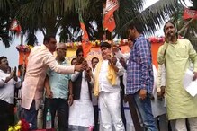 ‘আমার সঙ্গে জাকিরের রাশির মিল হয়েছে, আমডাঙ্গা জয় সময়ের অপেক্ষা’,বললেন অর্জুন সিং ‘আমার সঙ্গে জাকিরের রাশির মিল হয়েছে, আমডাঙ্গা জয় সময়ের অপেক্ষা’,বললেন অর্জুন সিং