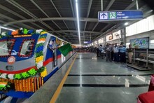 নিত্যযাত্রীদের জন্য Metro পরিষেবা শুরু দক্ষিণেশ্বর থেকে, কত হল ভাড়া,কখন ট্রেন