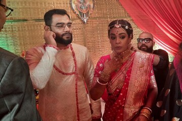 Exclusive: বিয়ের সাজে ইমন-নীলাঞ্জন ! মেনুকার্ড থেকে মণ্ডপ, রইল বিয়ের সব মুহূর্ত