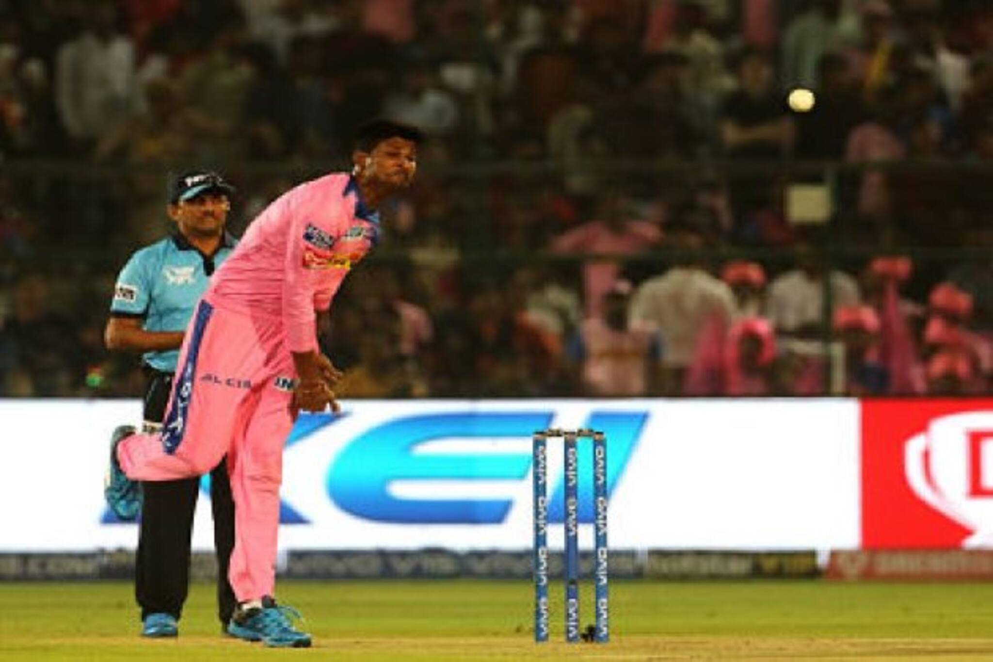 IPL Auction 2021: দর উঠল ৯.২৫ কোটি, মরিস-ম্য়াক্সওয়েলদের সঙ্গে পাল্লা দিলেন গৌতম