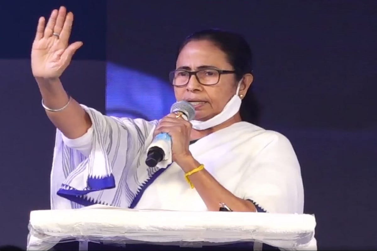 গত লোকসভা নির্বাচনে উত্তরবঙ্গে ৮ টির মধ্যে সাতটি আসনেই জয়ী হয় বিজেপি৷ একটি আসন পেয়েছিল কংগ্রেস৷ তৃণমূলের প্রাপ্তি ছিল শূন্য৷ গত লোকসভা নির্বাচনে উত্তরবঙ্গে ৮ টির মধ্যে সাতটি আসনেই জয়ী হয় বিজেপি৷ একটি আসন পেয়েছিল কংগ্রেস৷ তৃণমূলের প্রাপ্তি ছিল শূন্য৷