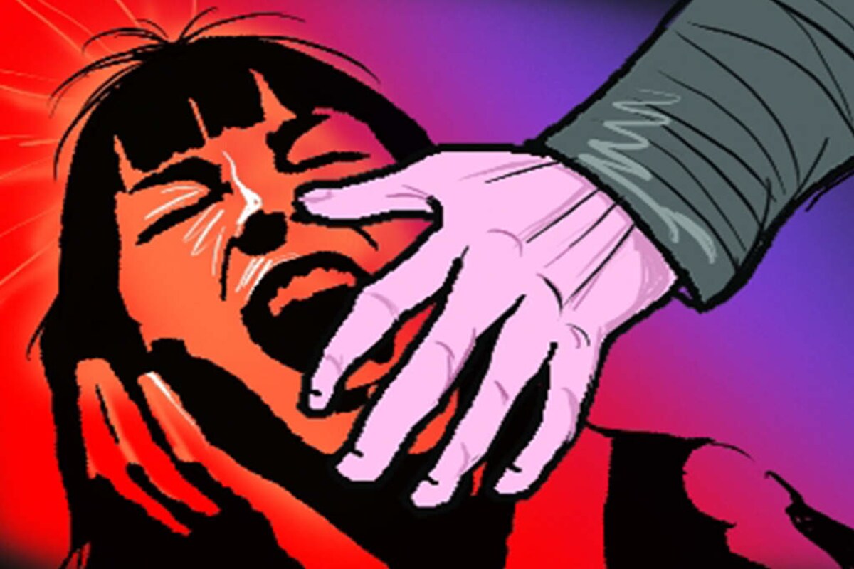 *খুনের আগে যৌন নির্যাতনের অভিযোগ তুলেছেন প্রতিবেশীদের। গলায় ধারাল অস্ত্রের আঘাত মিলেছে। প্রতীকী ছবি। *খুনের আগে যৌন নির্যাতনের অভিযোগ তুলেছেন প্রতিবেশীদের। গলায় ধারাল অস্ত্রের আঘাত মিলেছে। প্রতীকী ছবি।