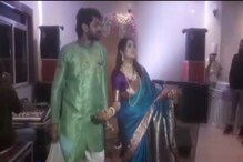 বউভাতের রাতে 'রঙ্গবতী'তে তুমুল নাচ ওম-মিমির, নবদম্পতির কাণ্ড দেখে অবাক আমন্ত্রিতরা, দেখুন... বউভাতের রাতে 'রঙ্গবতী'তে তুমুল নাচ ওম-মিমির, নবদম্পতির কাণ্ড দেখে অবাক আমন্ত্রিতরা, দেখুন...