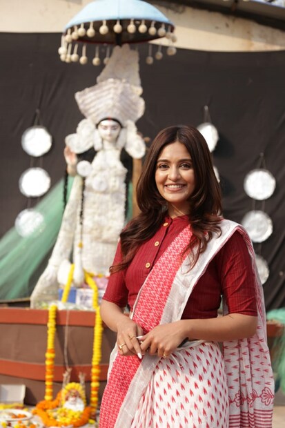 টলিপাড়ার পরিচিত মুখের সঙ্গে এখানে হাজির ছিল অনেক নতুন প্রতিভাও। 