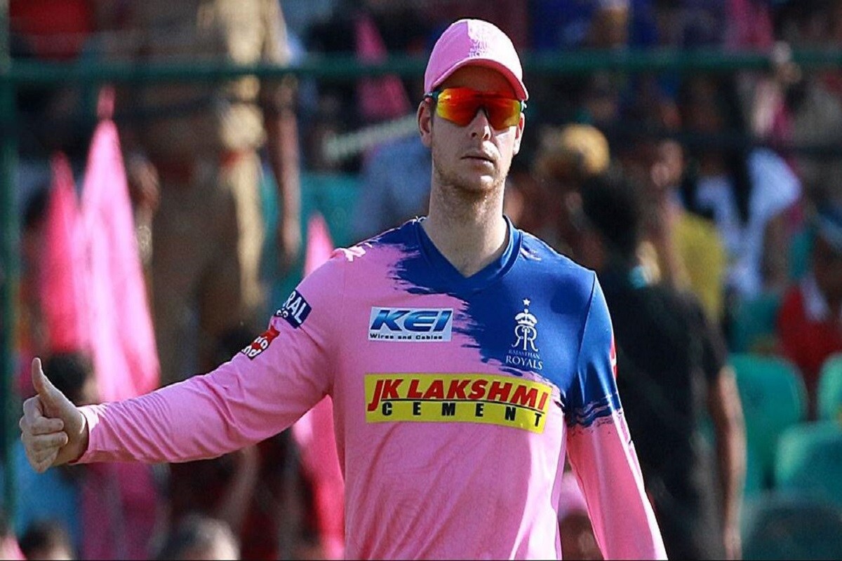 স্টিভ স্মিথ (বেস প্রাইস ২ কোটি টাকা)রাজস্থান রয়্যালস (Rajasthan Royals) -এ তাঁর গত মরশুম খুব খারাপ গিয়েছিল৷ তবে তিনিও দারুণ শতরান করেছিলেন করেছিলেন নিউ সাউথ ওয়েলস ও ভিক্টোরিয়া ম্যাচে৷ স্টিভ স্মিথ (বেস প্রাইস ২ কোটি টাকা)রাজস্থান রয়্যালস (Rajasthan Royals) -এ তাঁর গত মরশুম খুব খারাপ গিয়েছিল৷ তবে তিনিও দারুণ শতরান করেছিলেন করেছিলেন নিউ সাউথ ওয়েলস ও ভিক্টোরিয়া ম্যাচে৷